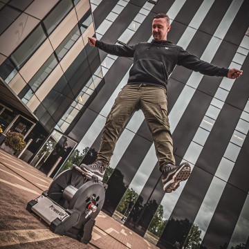 Strength photo square web